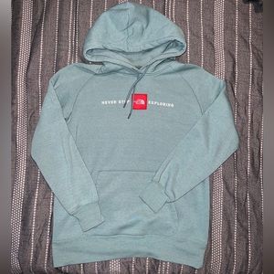 Women’s North Face hoodie